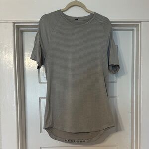 Lululemon Gray Men's Shirt